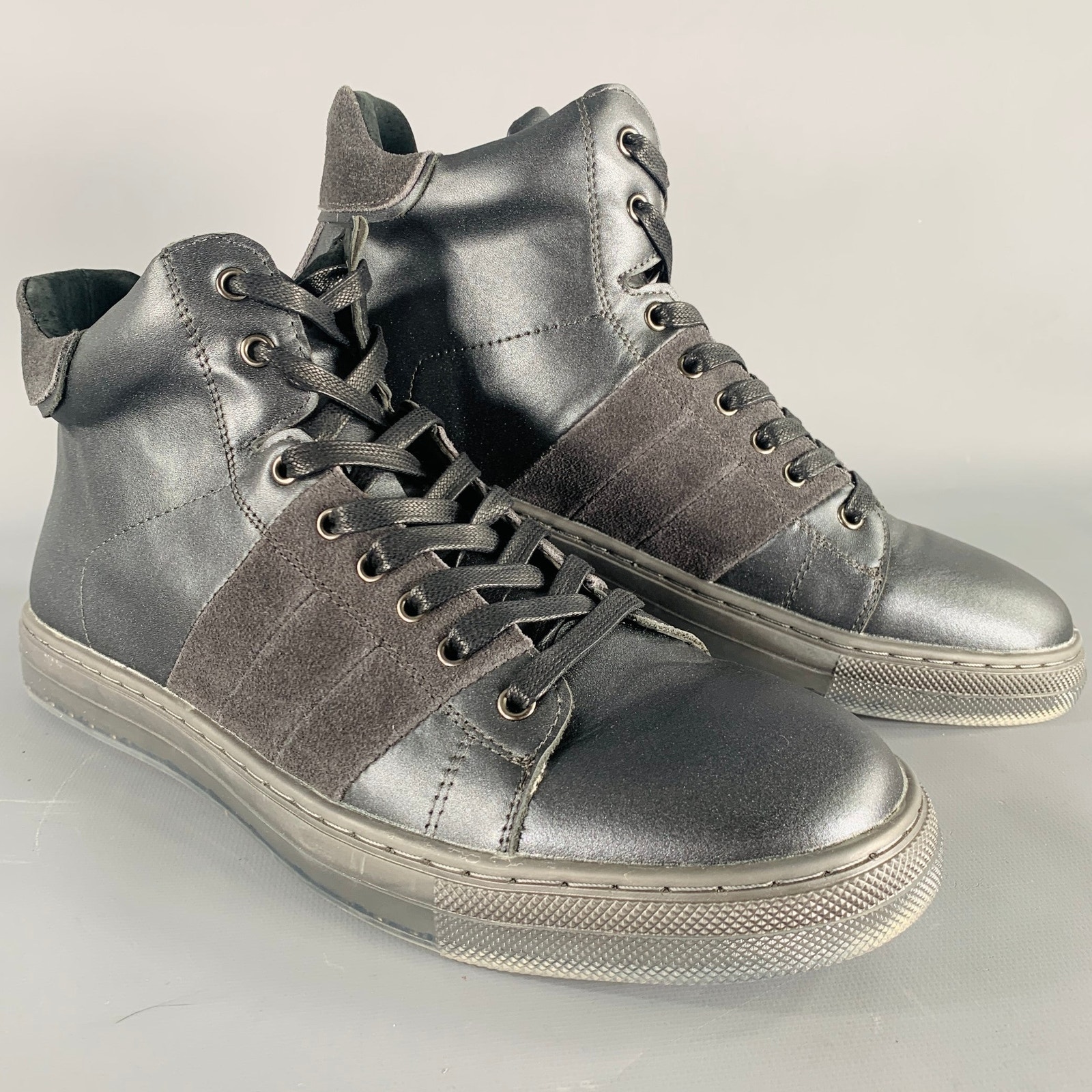 Badgley Mischka Size 10 Teddy Black Leather Sneakers